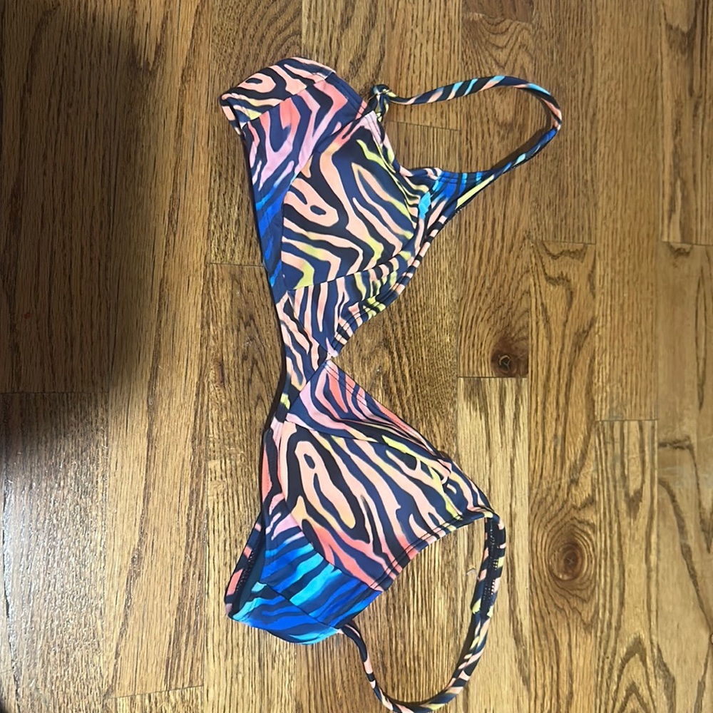 Swimsuit top